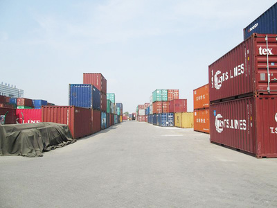 集裝箱運(yùn)輸?shù)膬?yōu)點(diǎn)及其在國(guó)內(nèi)貨物運(yùn)輸代理中的應(yīng)用